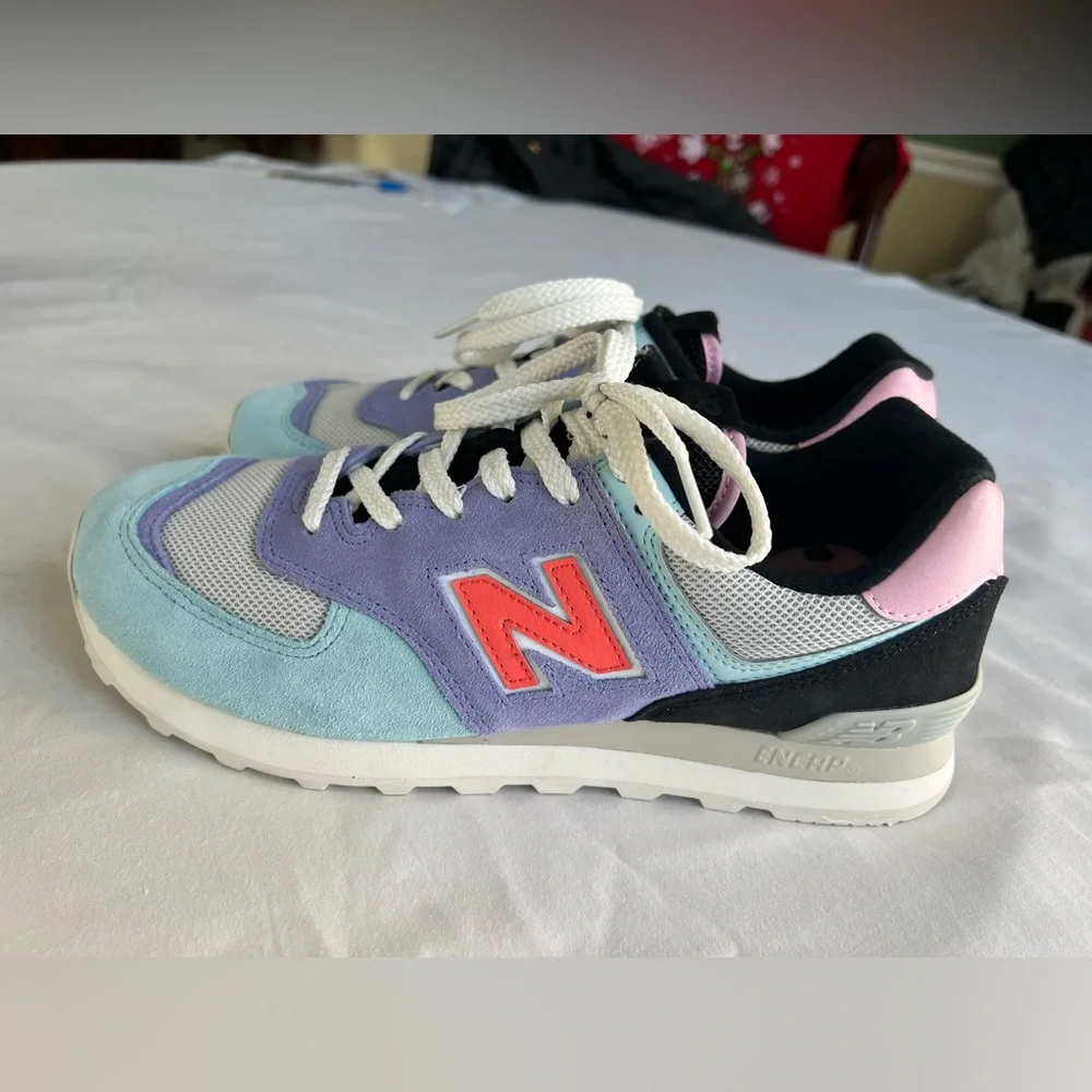 Louis Deguzman New Balance 574 Ma Divina Sz 8.5 - Picture 13 of 13